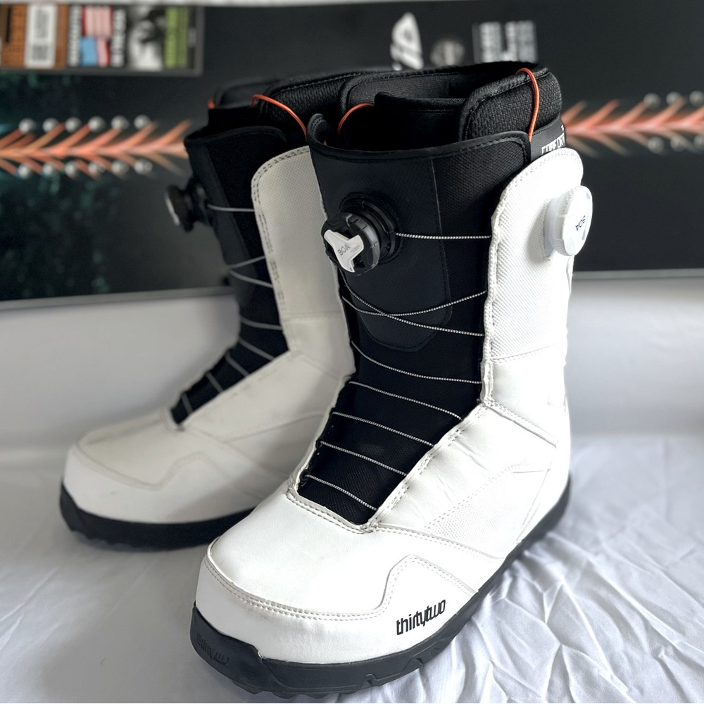 THIRTYTWO Mens STW BOA Snowboard Boots